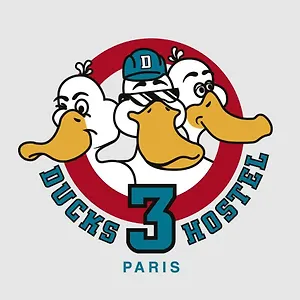 The 3 Ducks Eiffel Tower By Hiphophostels Ostello Parigi